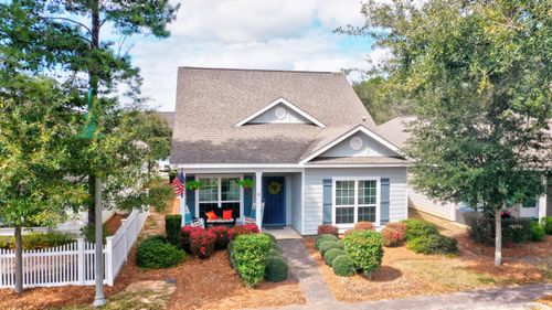 42 Sarona St, Freeport, FL, 32439-7641 | Card Image