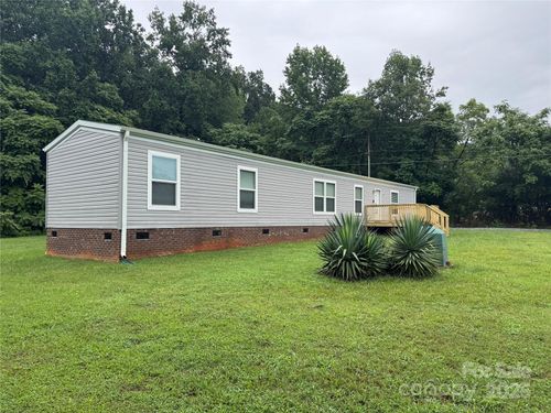 700 Reid Rd, Rockwell, NC, 28138-8422 | Card Image