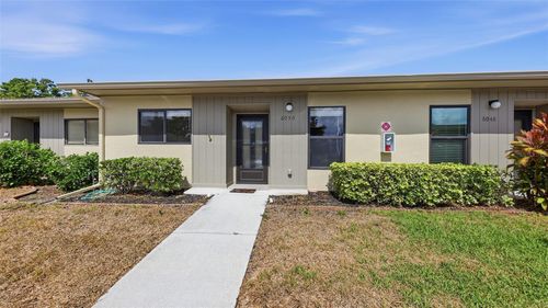 6050 28th St W, BRADENTON, FL, 34207-4473 | Card Image