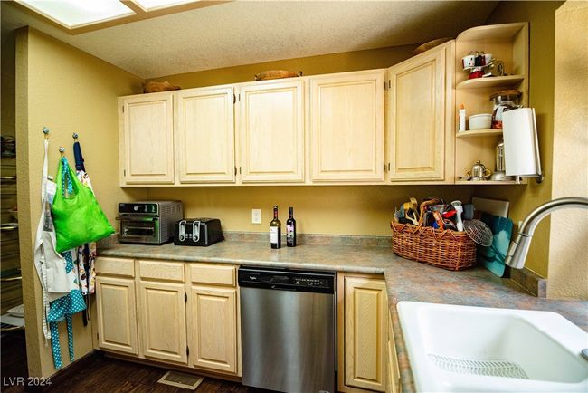 359 Crestview Dr, House other with 3 bedrooms, 5 bathrooms and null parking in Las Vegas NV | Image 54