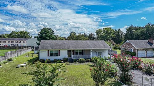 6956 Ashley St, Hayes, VA, 23072-2905 | Card Image