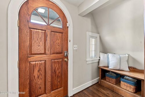 1208 Larue Ave, Louisville, KY, 40213-1749 | Card Image