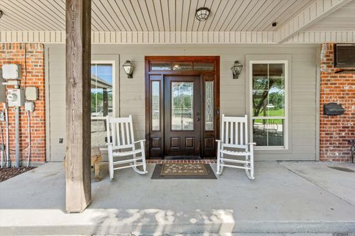 9365 E Highway 936, Saint Amant, LA, 70774-4612 | Card Image