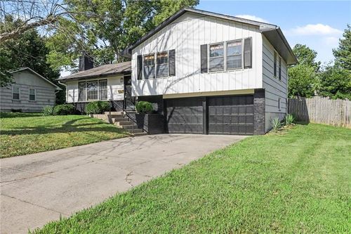 13516 Lowell Ave, Grandview, MO, 64030-3732 | Card Image