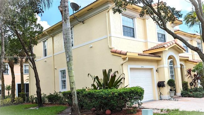 101 - 2701 Sw 85th Ave, Townhouse with 4 bedrooms, 3 bathrooms and null parking in Miramar FL | Image 3