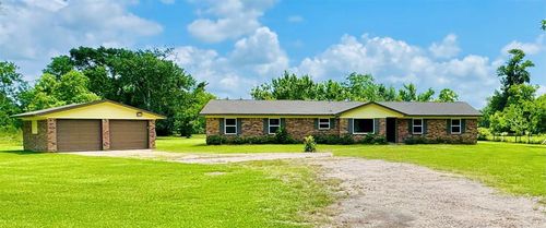 1434 County Road 878a, Sweeny, TX, 77480-8049 | Card Image