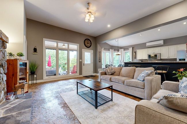 93 Macmillan Way, House other with 5 bedrooms, 3 bathrooms and 10 parking in Coboconk ON | Image 17