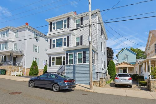 88 Arizona St, Fall River, MA, 02723 | Card Image