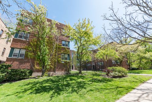 apt-2-233 Custer Ave, Evanston, IL, 60202-3596 | Card Image