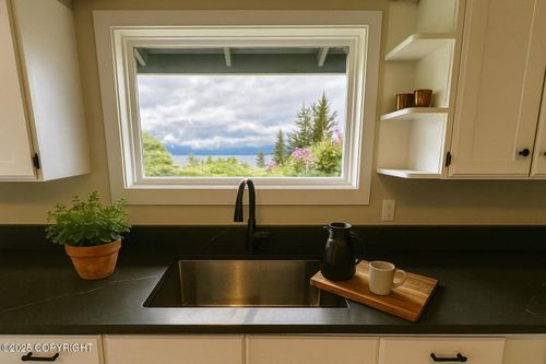 63458 Skyline Dr, Homer, AK, 99603-9333 | Card Image