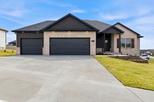 2624 W Webb Rd, Ozark, MO, 65721-4312 | Card Image