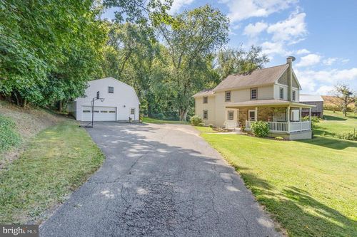 658 Martic Heights Dr, PEQUEA, PA, 17565-9716 | Card Image