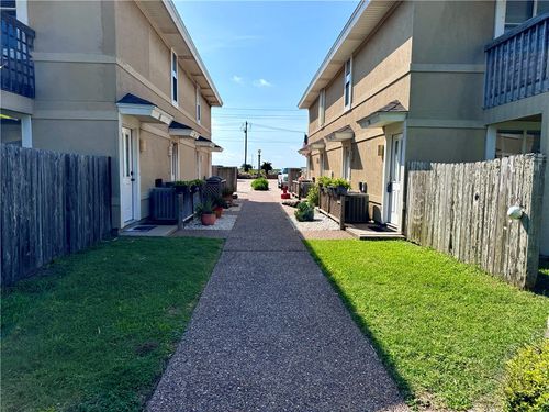 apt-10-15125 Leeward Dr, Corpus Christi, TX, 78418-8026 | Card Image