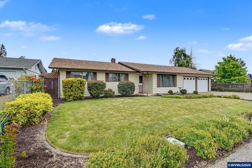 856 Royalty Dr Ne, Salem, OR, 97301-2588 | Card Image