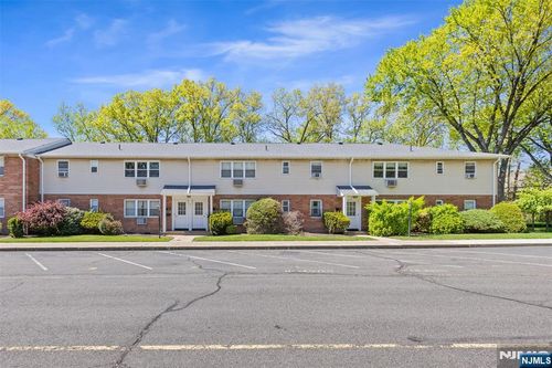 4D Lakeview, Leonia, NJ, 07605 | Card Image