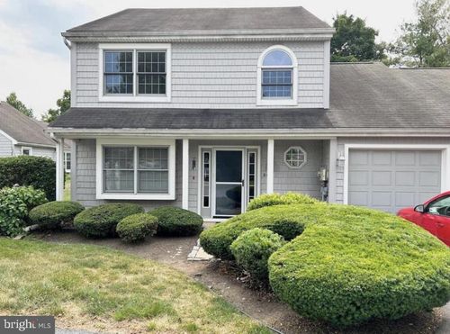 262 Crescent Dr, HERSHEY, PA, 17033-2371 | Card Image