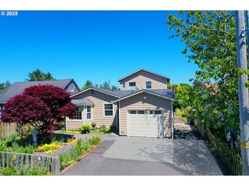 2525 Pine St, Seaside, OR, 97138-7350 | Card Image