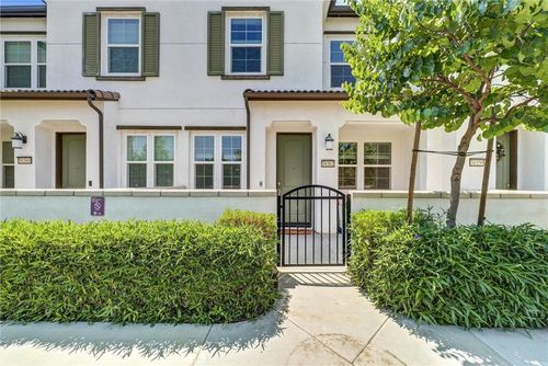 30362 Skytown Way, Menifee, CA, 92584-6866 | Card Image