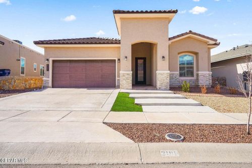 2195 Enchanted Crest Dr, El Paso, TX, 79911-7510 | Card Image