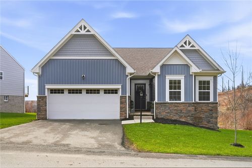 200 Olivia Dr, New Kensington, PA, 15068-2154 | Card Image