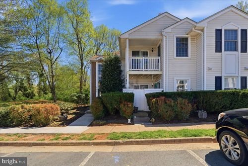 unit-3-100 Westwick Ct, STERLING, VA, 20165-6108 | Card Image