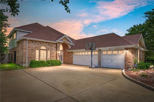 7905 Etienne Dr, Corpus Christi, TX, 78414-6013 | Card Image