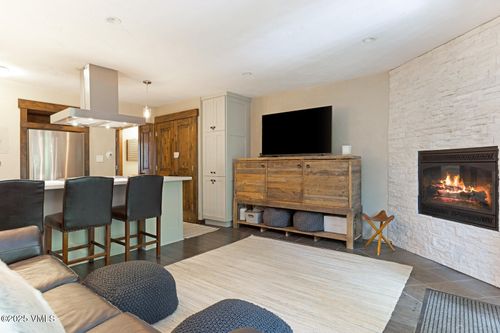 8-4640 Vail Racquet Club Dr, Vail, CO, 81657-5261 | Card Image