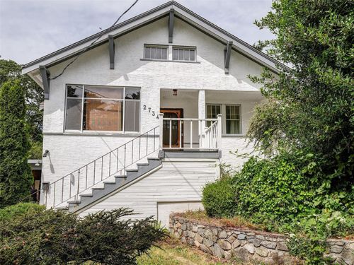 2734 Avebury Ave, Victoria, BC, V8R3W4 | Card Image