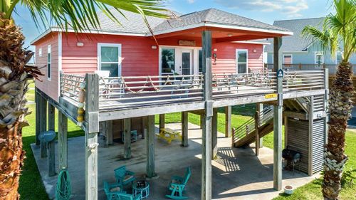 3541 Elm Grv, Crystal Beach, TX, 77650 | Card Image