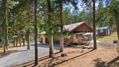 701 Pumphouse Hill Rd, Cle Elum, WA, 98922-9052 | Card Image
