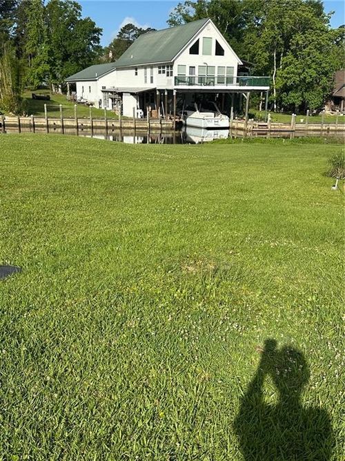 26A & 26B Buns Lane, Springfield, LA, 70462 | Card Image