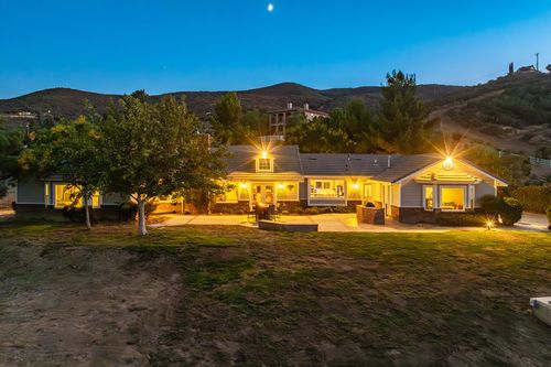 10010 Leona Avenue, Leona Valley, CA, 93551 | Card Image