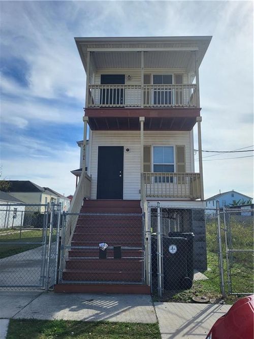 a-2410 S Rocheblave St, New Orleans, LA, 70125-3022 | Card Image