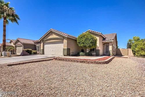 1070 E Appaloosa Rd, Gilbert, AZ, 85296-3026 | Card Image
