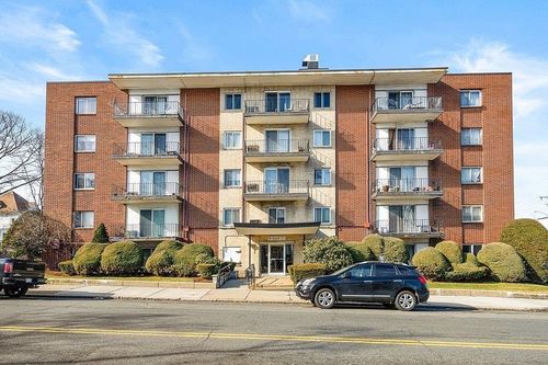 apt-26-80 Main St, Malden, MA, 02148-7664 | Card Image