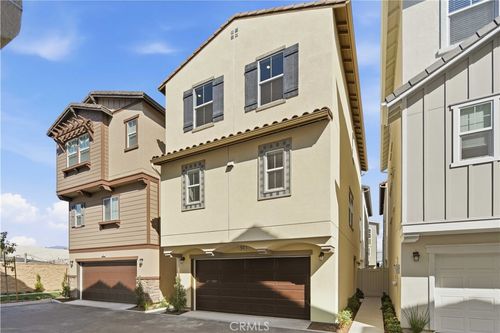 2544 Warner St, South El Monte, CA, 91733-1595 | Card Image