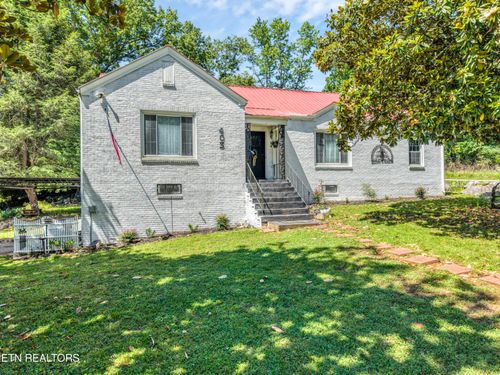 403 Rose Ave, Alcoa, TN, 37701-2849 | Card Image