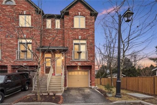 2358 Treversh Common, Burlington, ON, L7R0C8 | Card Image