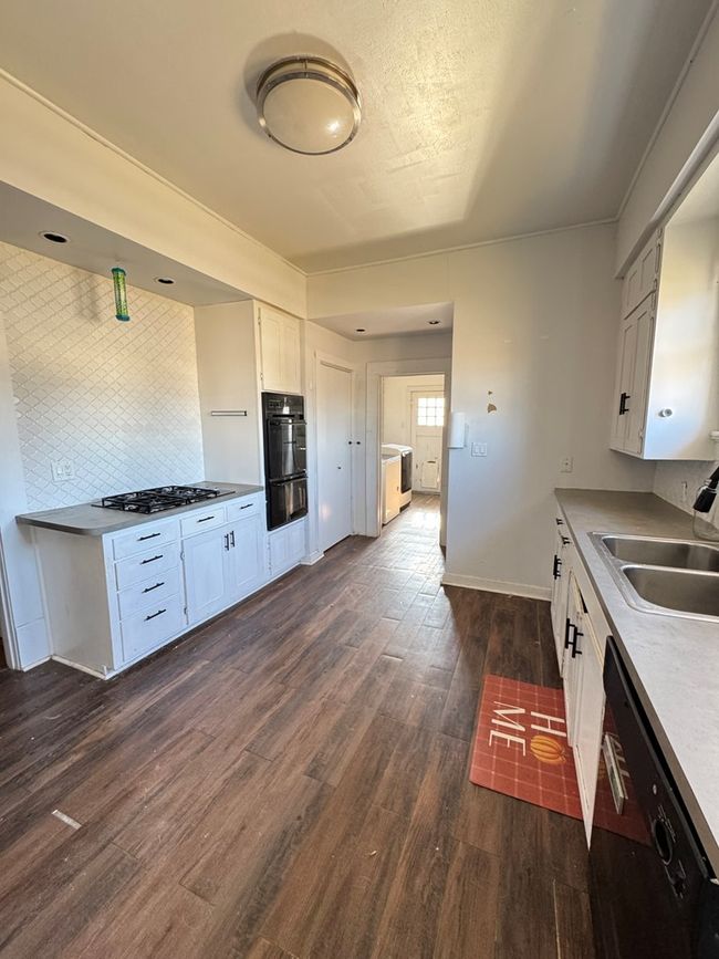Kitchen | Image 8