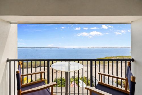 2c-501 Commercial St, Provincetown, MA, 02657-2442 | Card Image