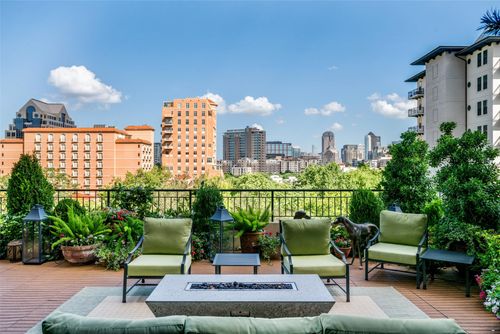 apt-403-2828 Hood St, Dallas, TX, 75219-7805 | Card Image