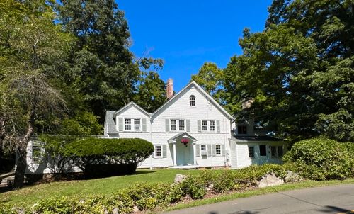 301 Haviland Rd, Stamford, CT, 06903-3324 | Card Image