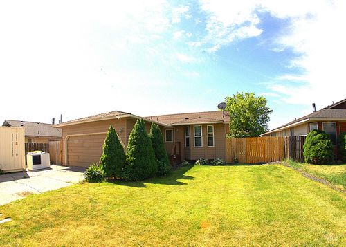 1638 Sw 1st Pl, Ontario, OR, 97914-4903 | Card Image