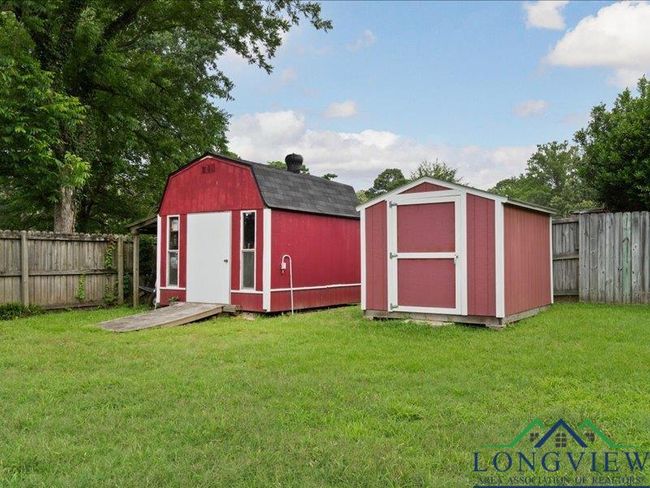 1009 Sequoyah Ln, House other with 3 bedrooms, 2 bathrooms and null parking in Longview TX | Image 20