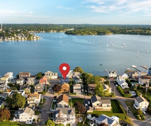 3 3rd St, Hull, MA, 02045-2729 | Card Image