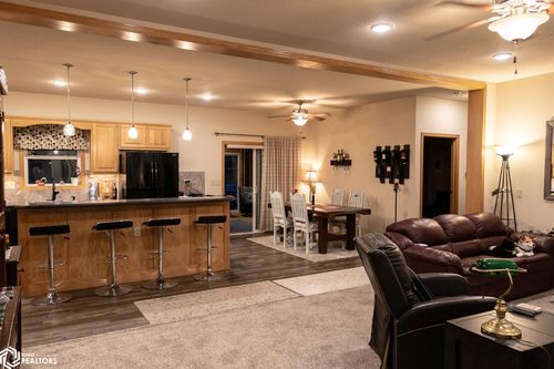 2490 Virginia Parkway, Webster City, IA, 50595 | Card Image