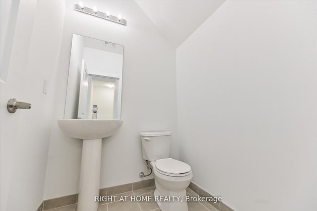 36 Nordic Lane, House attached with 2 bedrooms, 3 bathrooms and 1 parking in Whitchurch Stouffville ON | Image 12