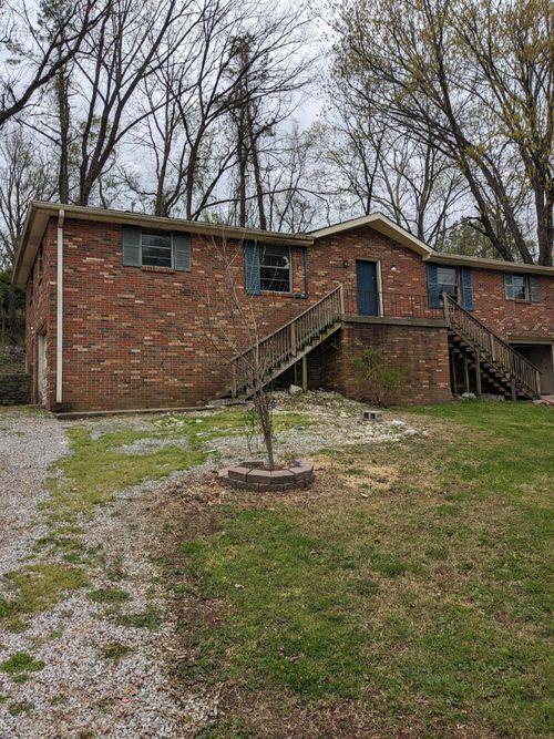 a-2415 Vale Ln, Nashville, TN, 37214-1515 | Card Image