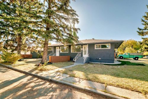 1923 9a Ave Ne, Calgary, AB, T2E0W6 | Card Image