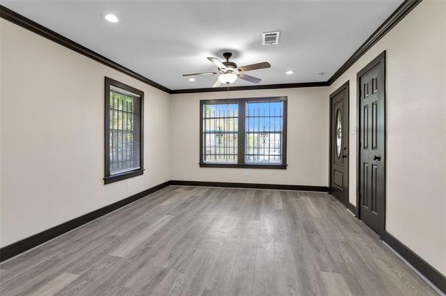 3346 Reeves St, House other with 3 bedrooms, 2 bathrooms and 1 parking in Houston TX | Image 8